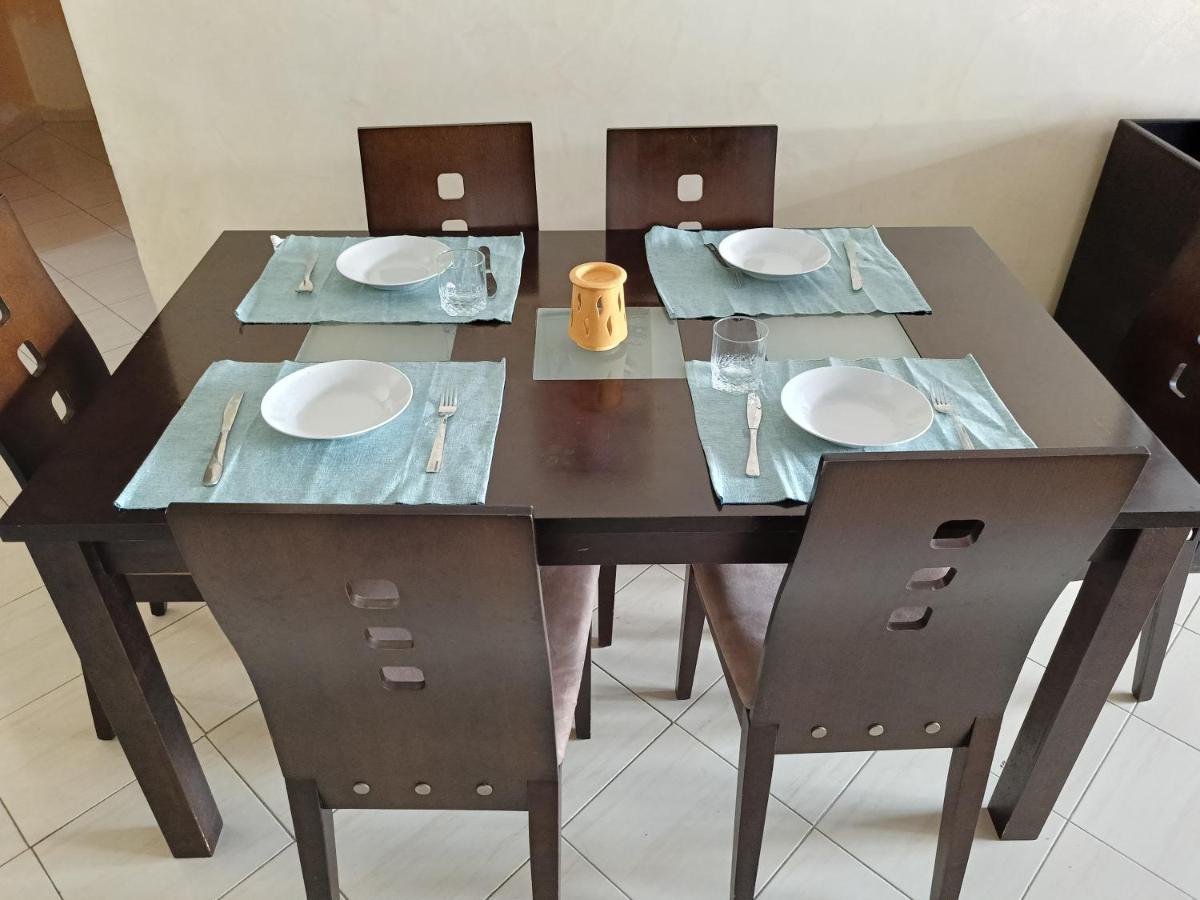 Appart Najia Au Centre Kenitra Avec Grande Terrasse Exterior foto