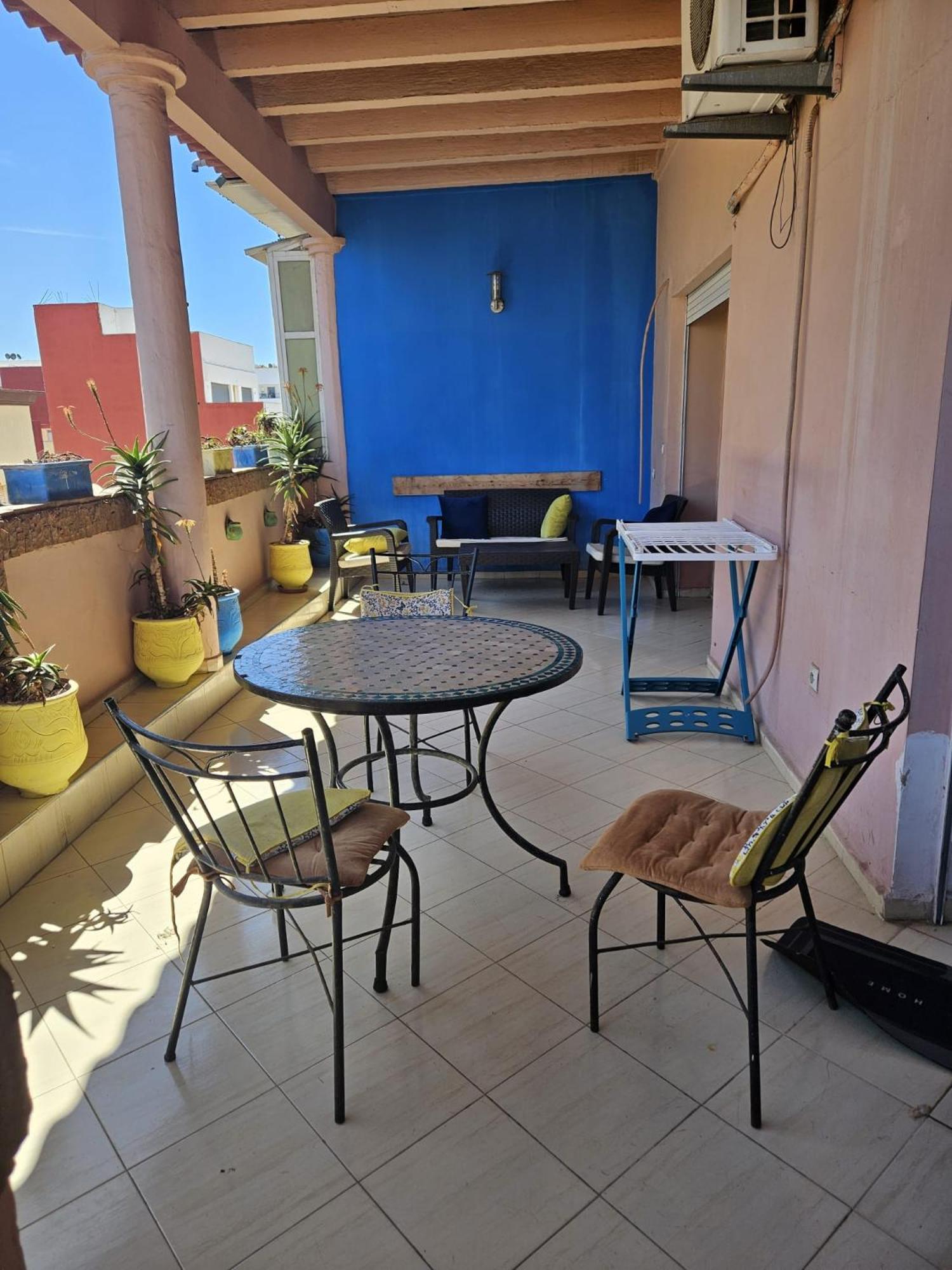 Appart Najia Au Centre Kenitra Avec Grande Terrasse Exterior foto